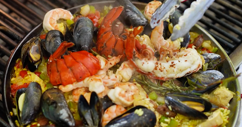 Seafood, Chicken, Chorizo